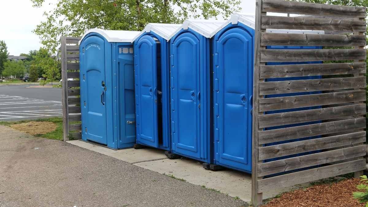 Porta Potty Rental Pros - Quality Portable Restroom Services in Dallas, WV, 26036
